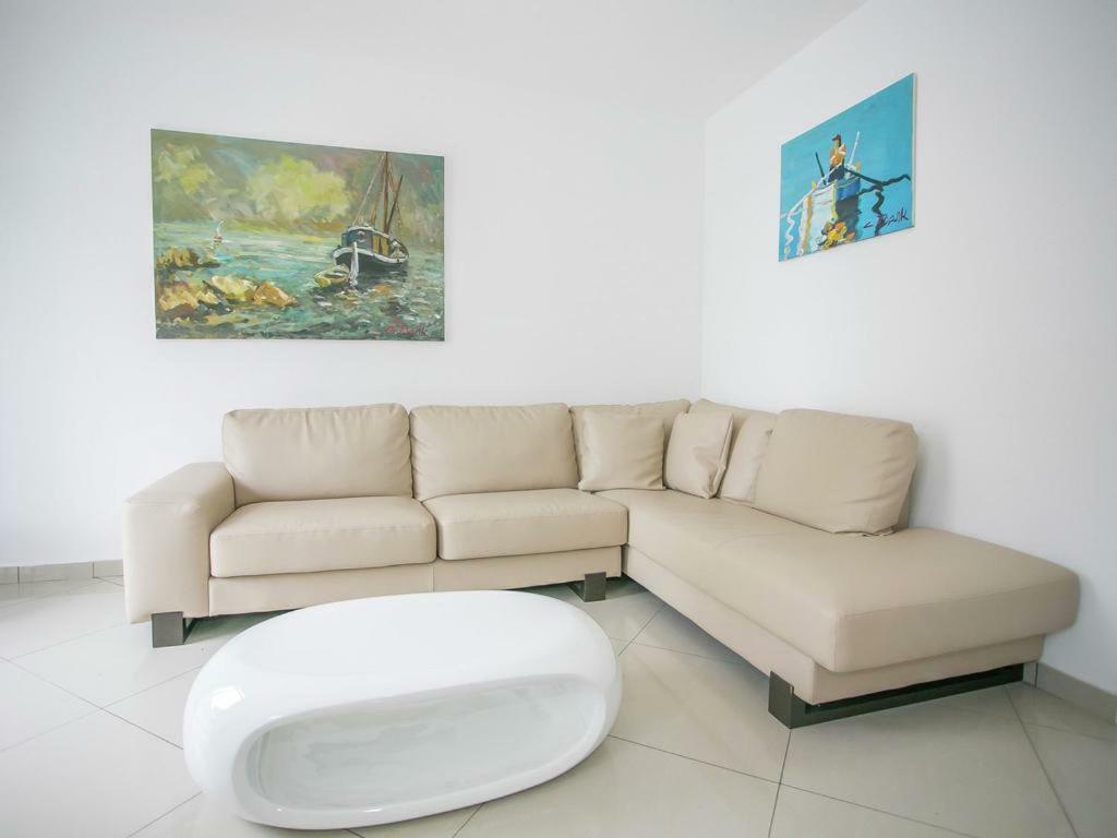 Sesar Apartments Krk - No. 3 Cvita Krk Town Dış mekan fotoğraf